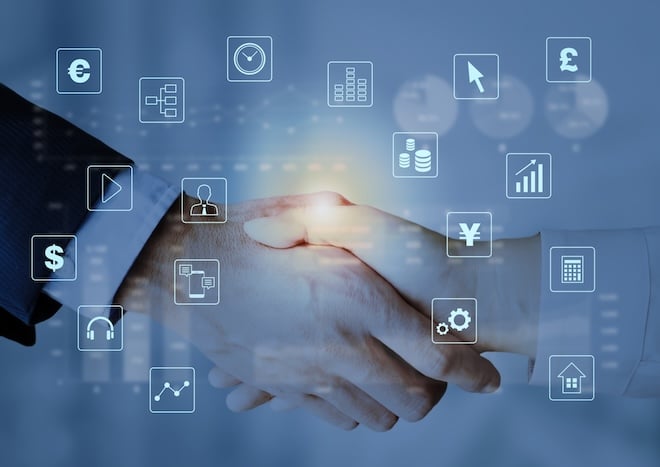 新聞広告を効果的に使う戦略4:デジタルと連携する